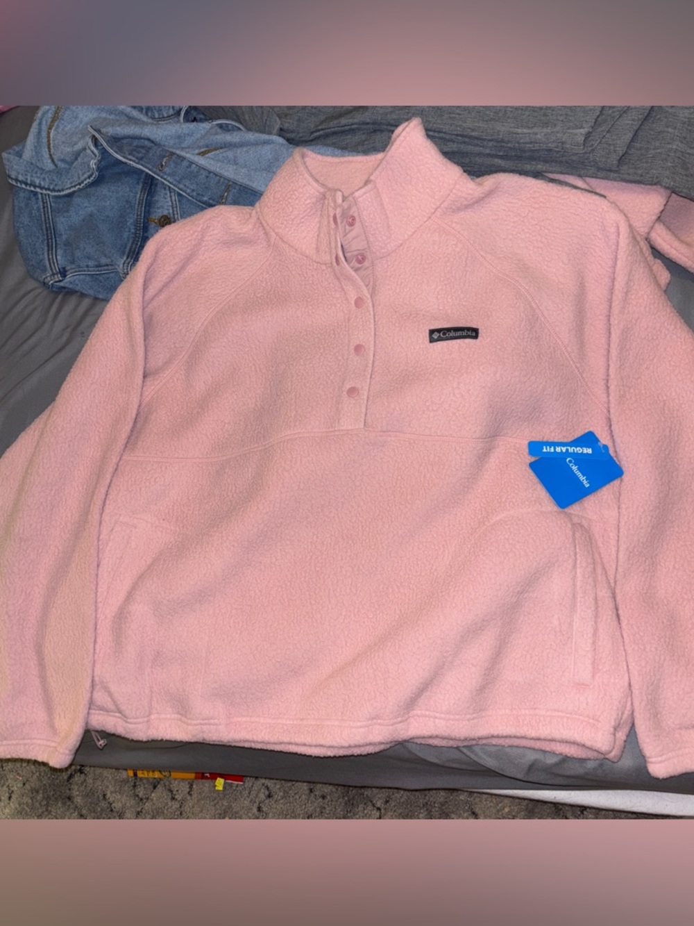 New w/Tags Ladies Columbia Pink Fleece 3/4 Snap Front

XXL

$35 each
